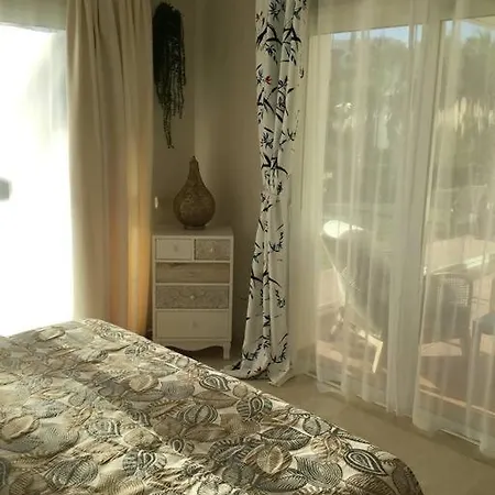 Alcazaba Blue Lagoon 3 Bedroom, Ground Floor Apartment Estepona Exterior photo